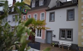 Wohnen Am Trierer Moselufer