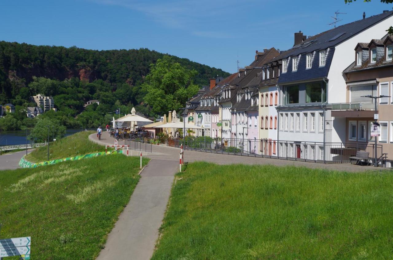 Wohnen Am Trierer Moselufer Appartement Buitenkant foto