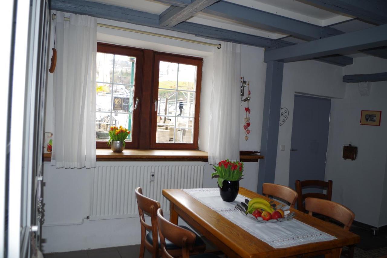 Wohnen Am Trierer Moselufer Appartement Buitenkant foto
