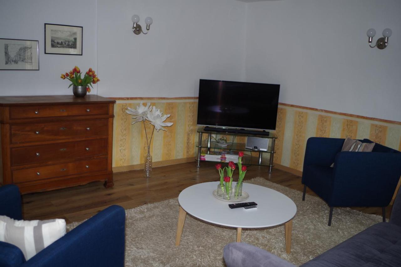 Wohnen Am Trierer Moselufer Appartement Buitenkant foto
