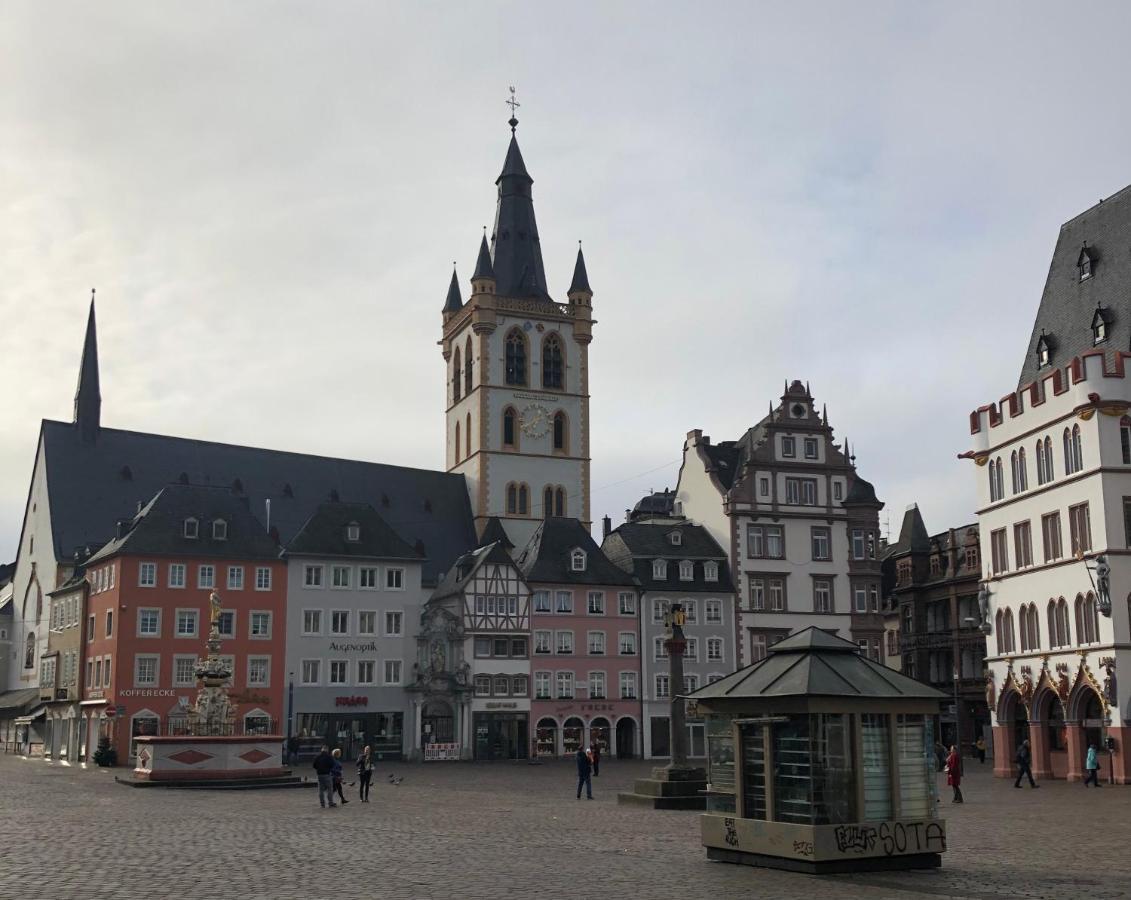 Wohnen Am Trierer Moselufer Appartement Buitenkant foto